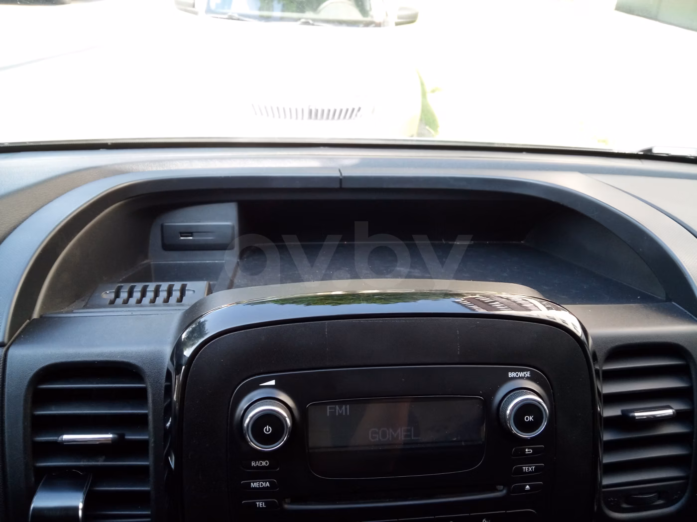 Opel Vivaro фото 10