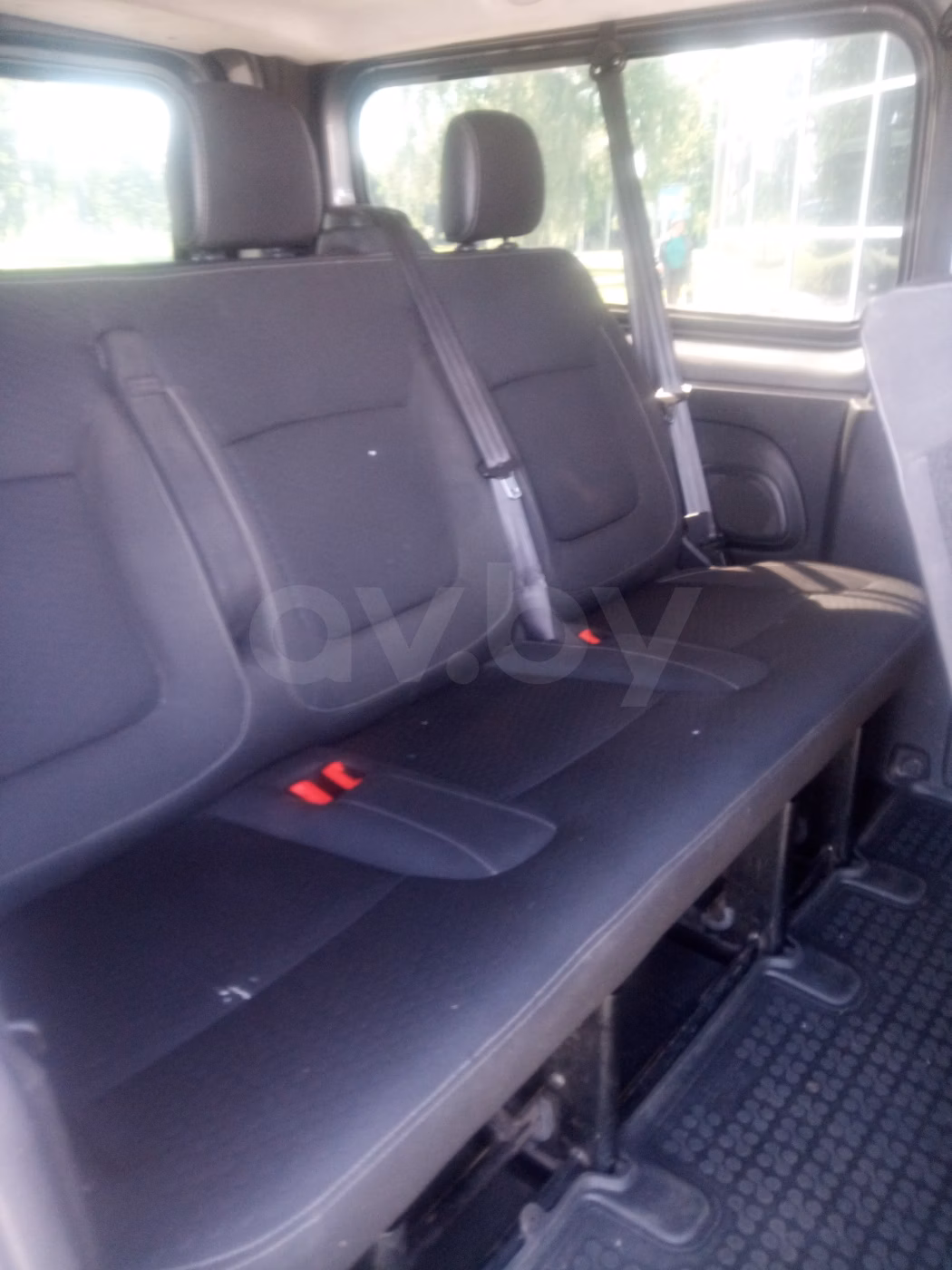 Opel Vivaro фото 9