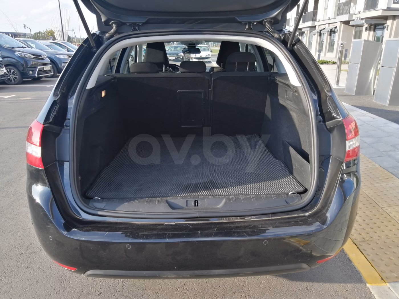 Peugeot 308 фото 16