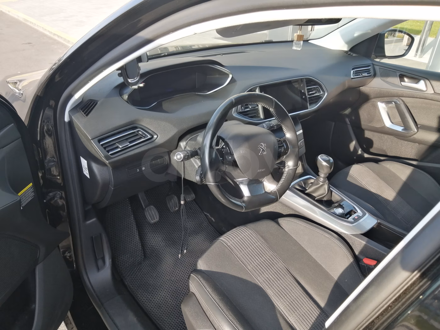 Peugeot 308 фото 19