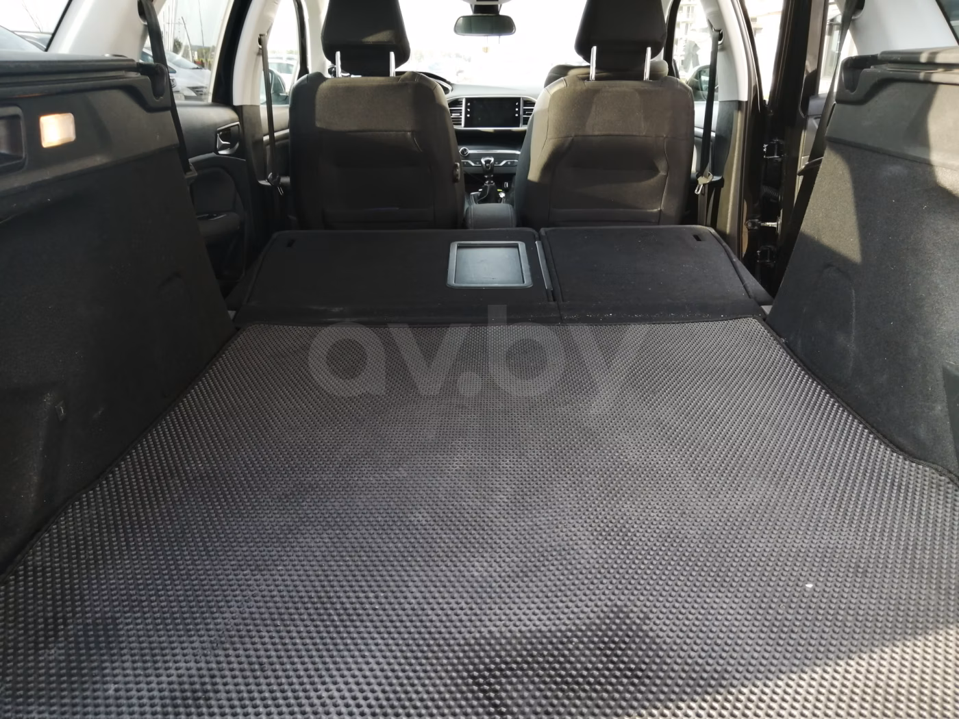 Peugeot 308 фото 15