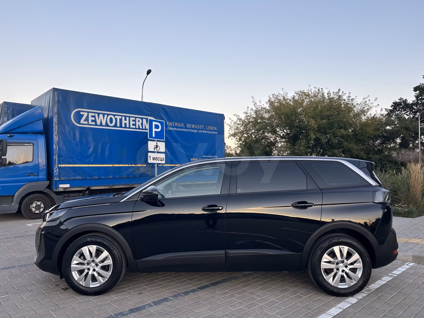 Peugeot 5008 фото 4