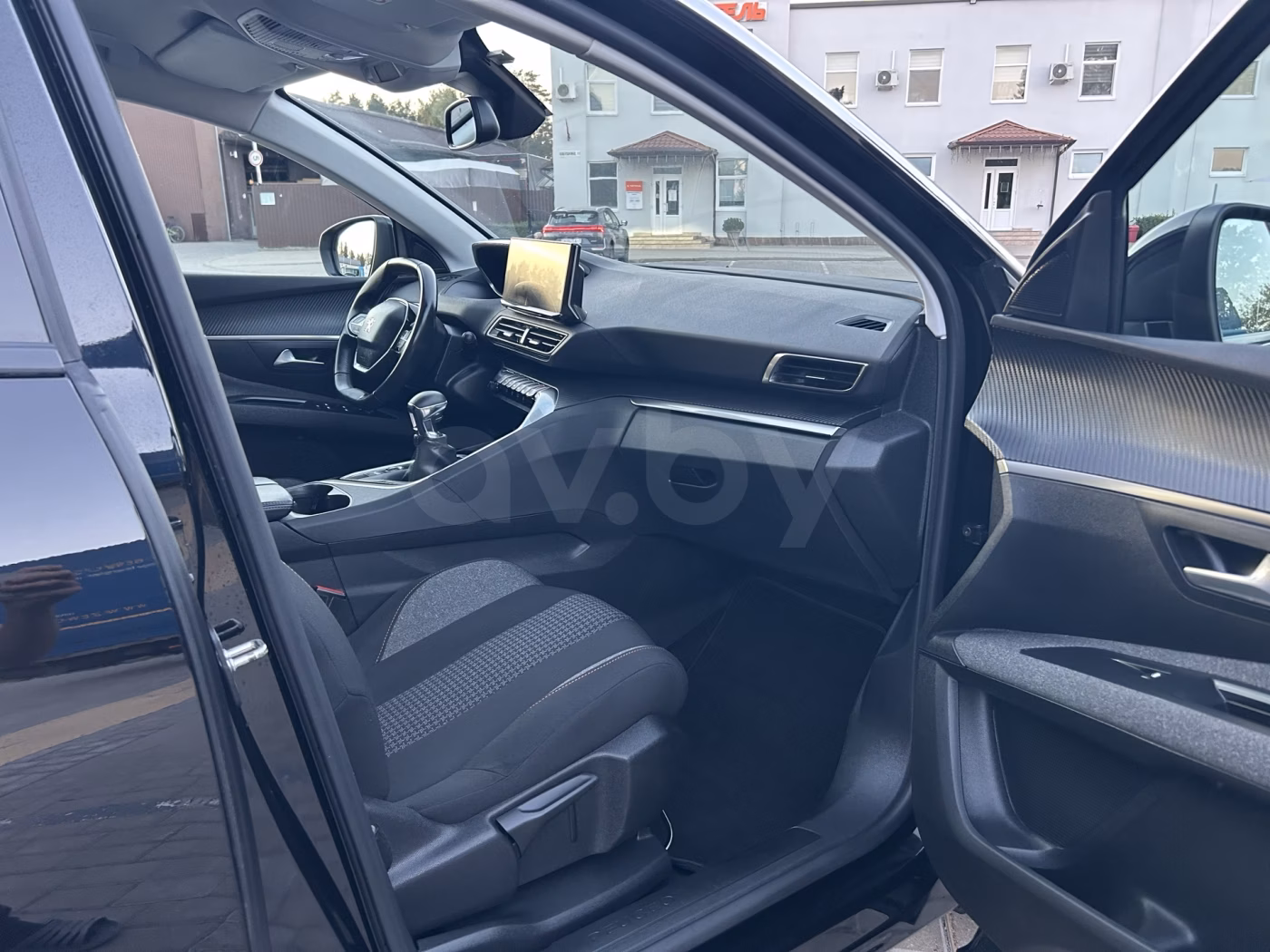 Peugeot 5008 фото 14