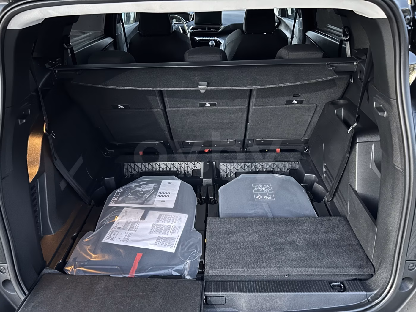 Peugeot 5008 фото 22