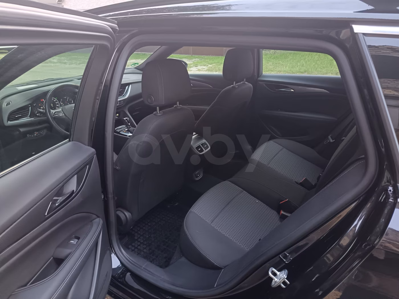 Opel Insignia фото 14