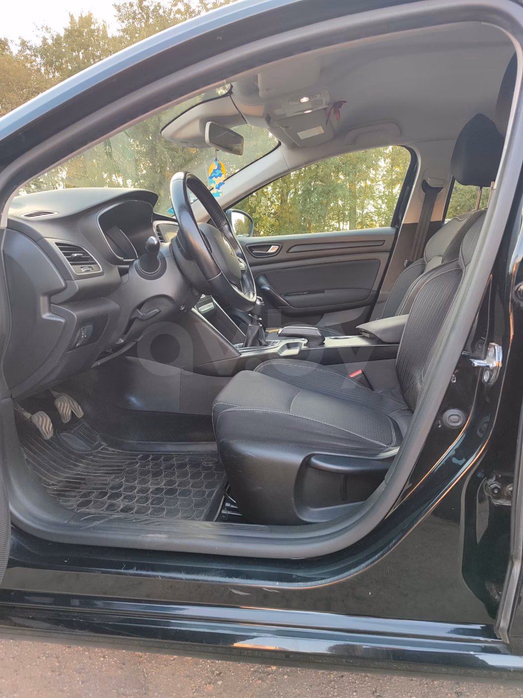 Renault Megane фото 11