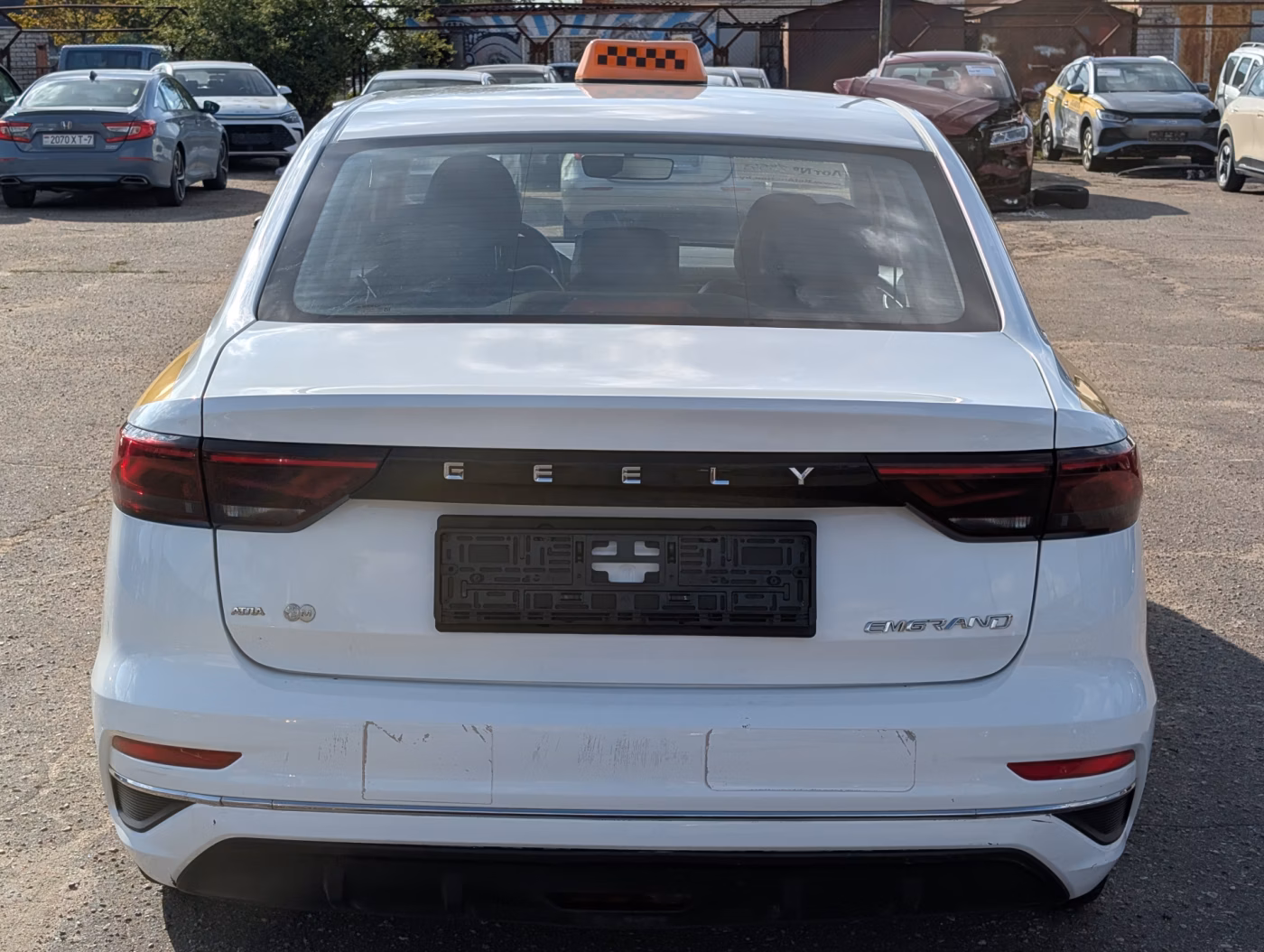 Geely Emgrand фото 6