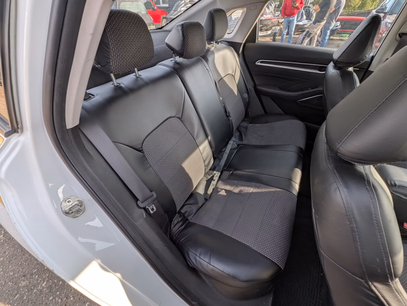 Geely Emgrand фото 17