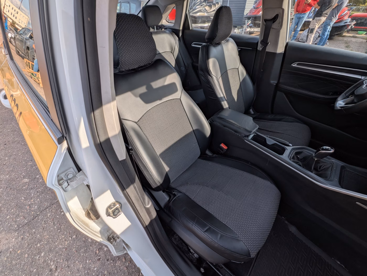 Geely Emgrand фото 18