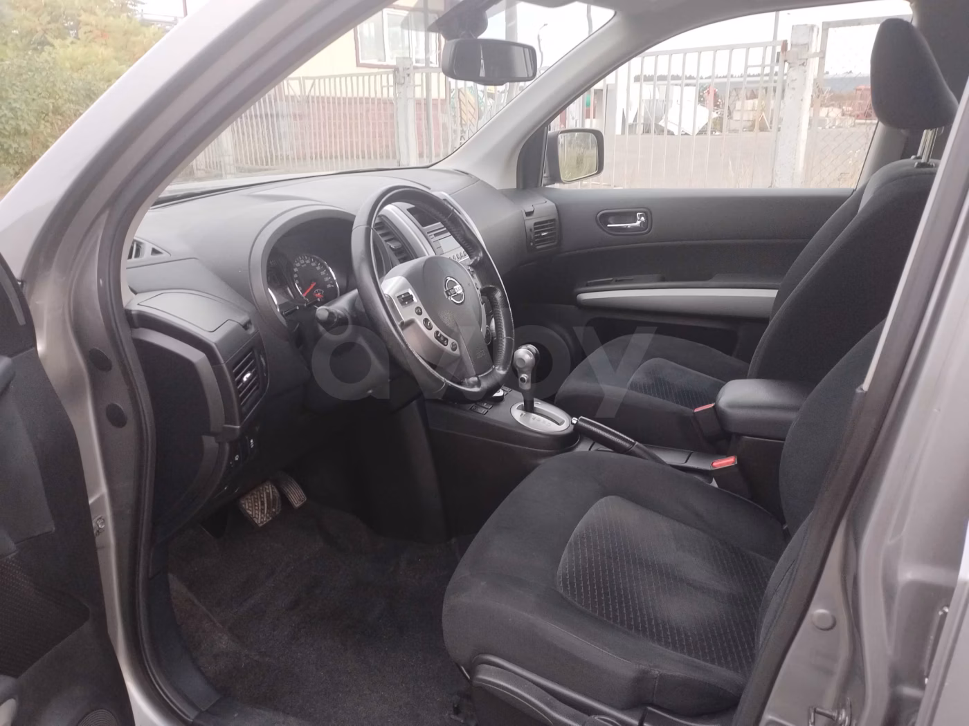 Nissan X-Trail фото 8
