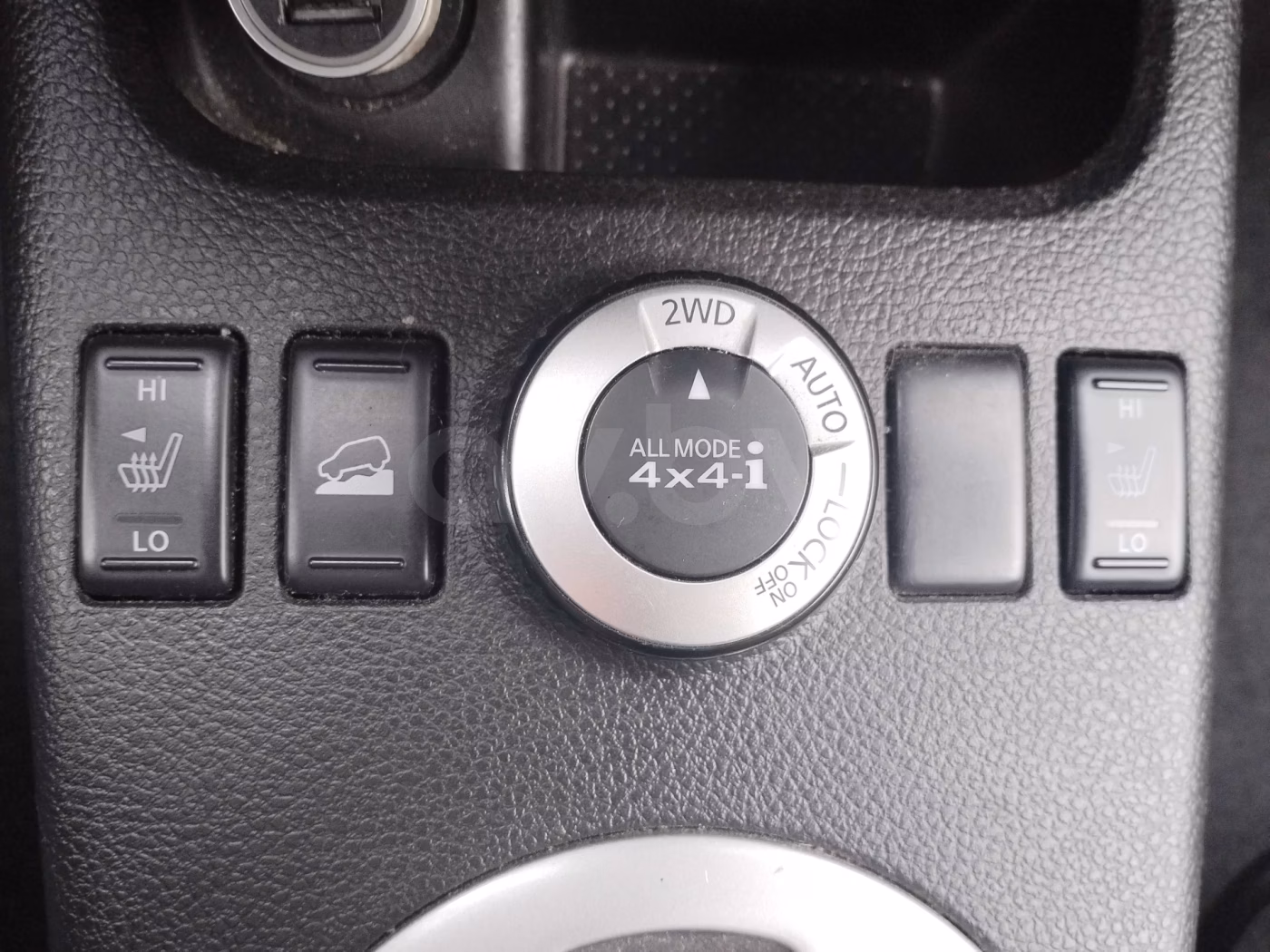 Nissan X-Trail фото 11