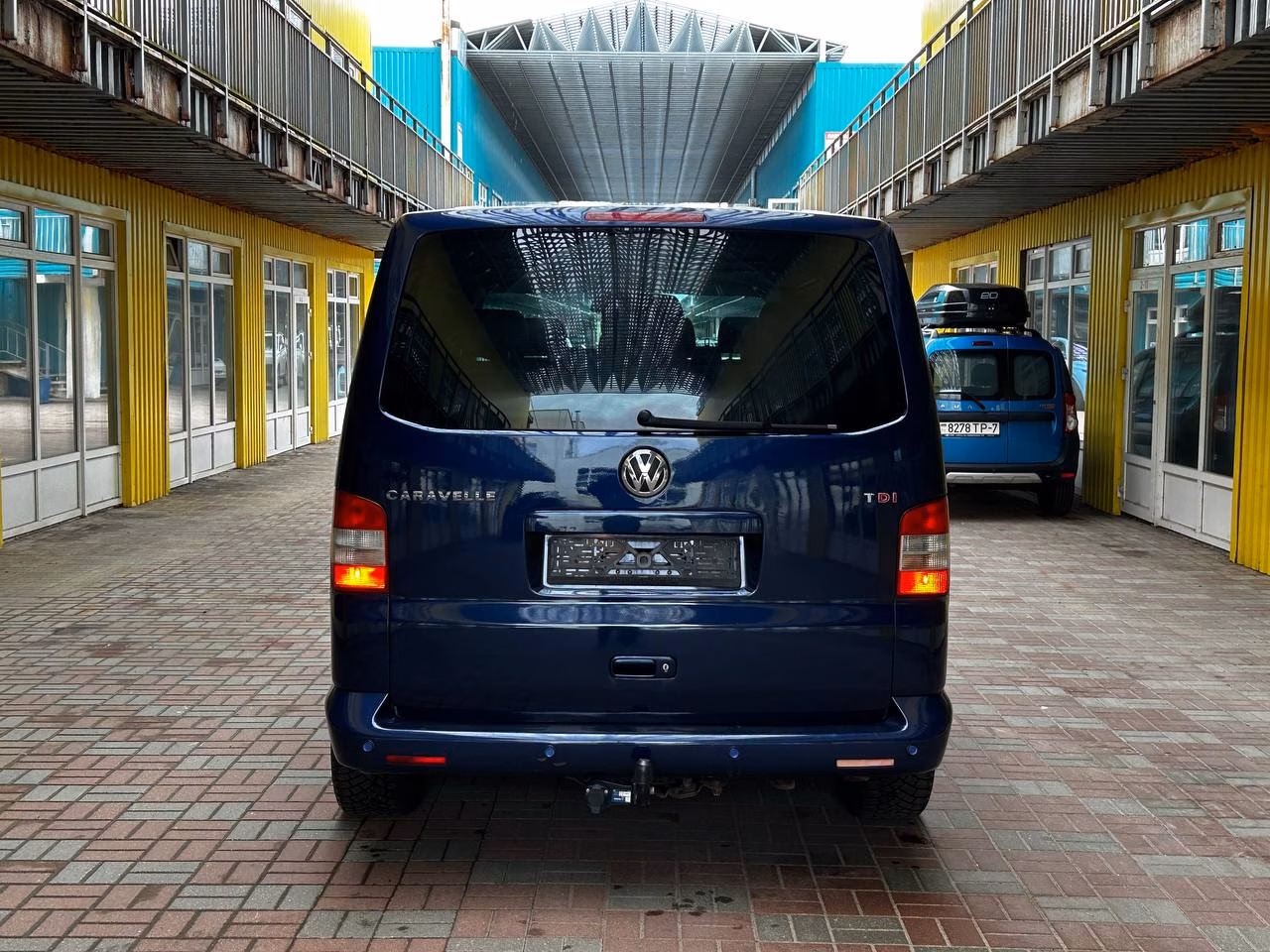 Volkswagen Caravelle фото 3