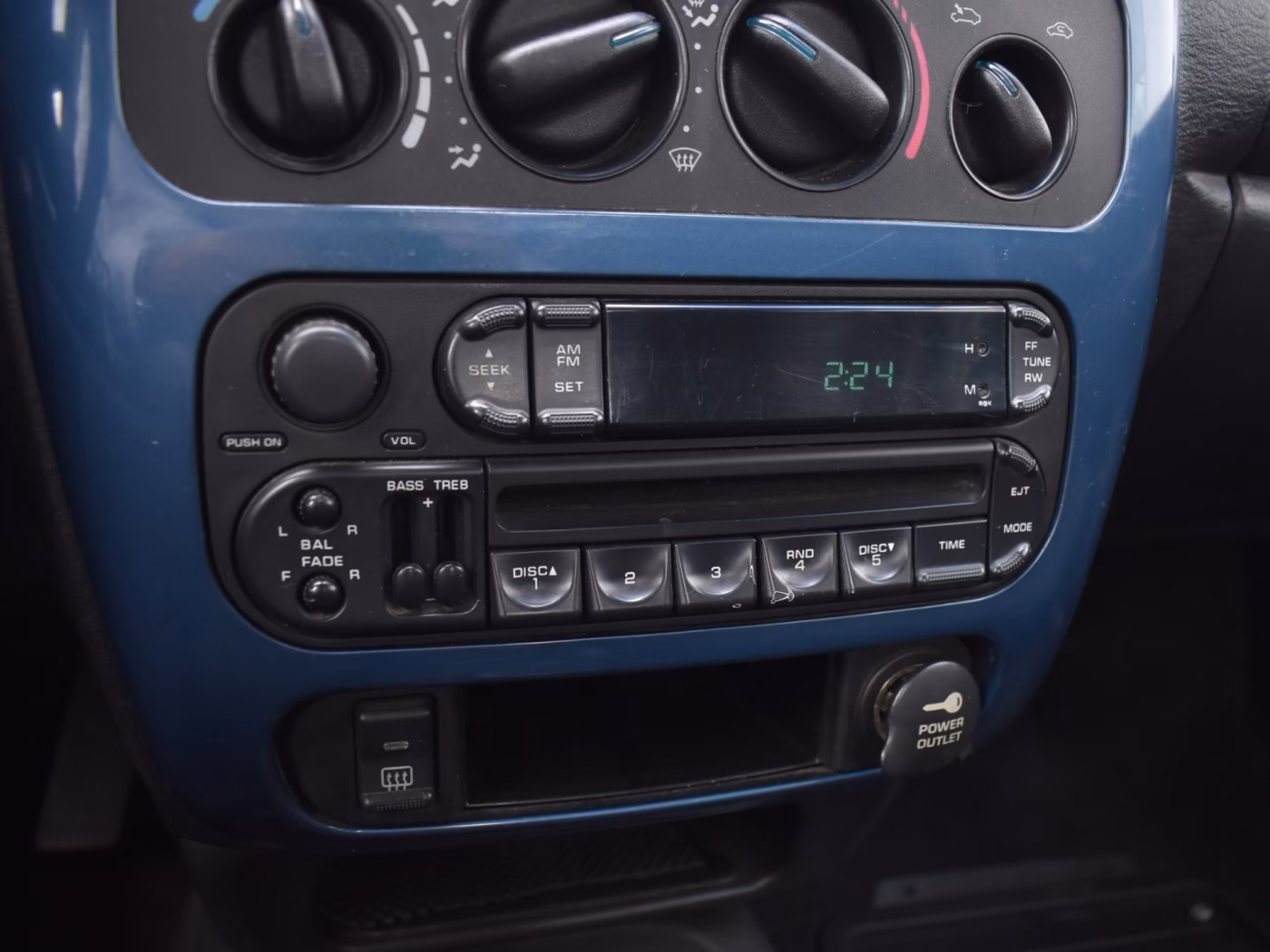 Dodge Neon фото 16