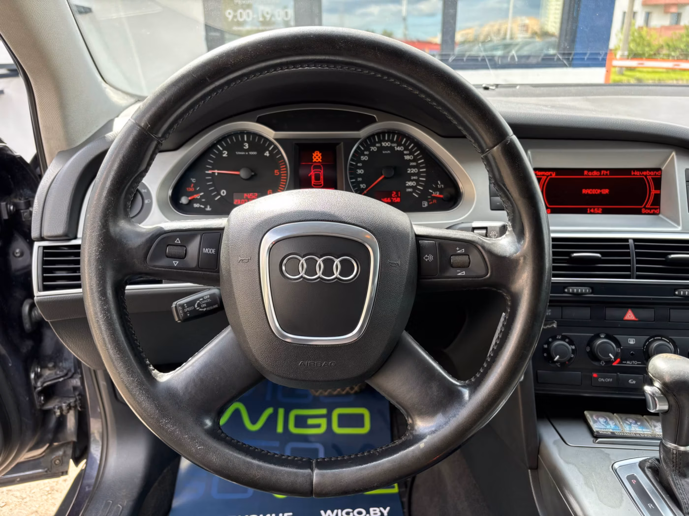 Audi A6 фото 10