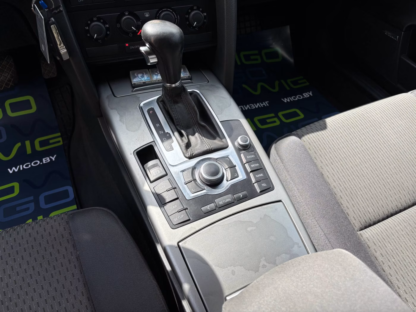 Audi A6 фото 13