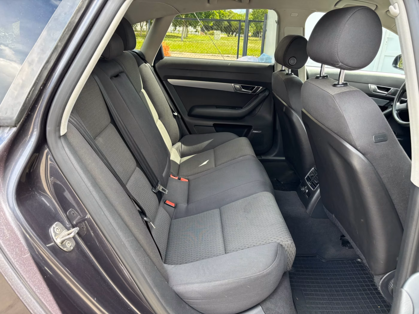 Audi A6 фото 18