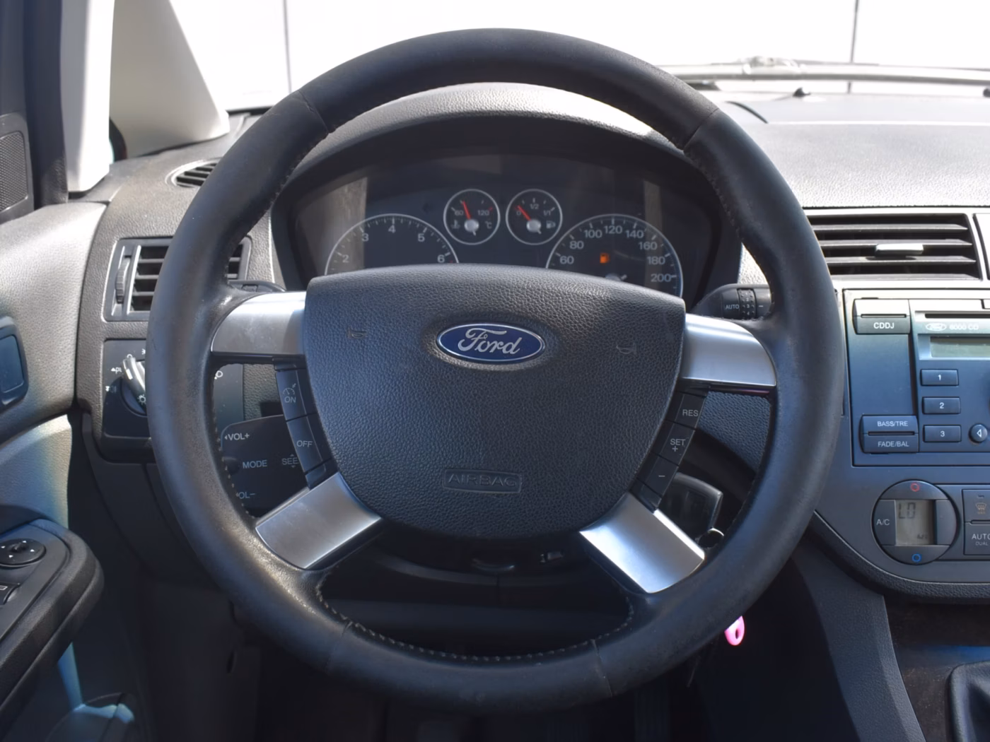Ford C-MAX фото 15