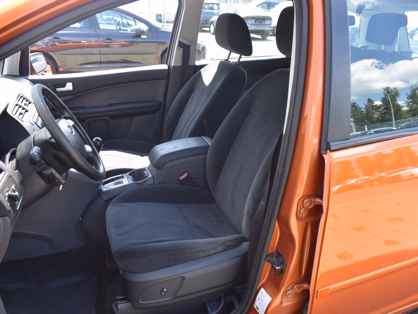 Ford C-MAX фото 9