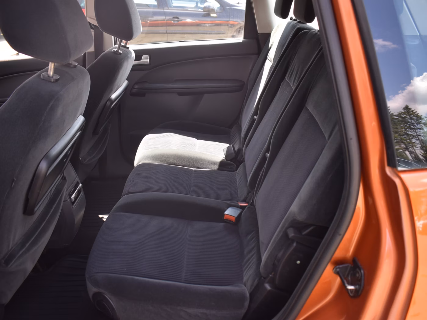 Ford C-MAX фото 11