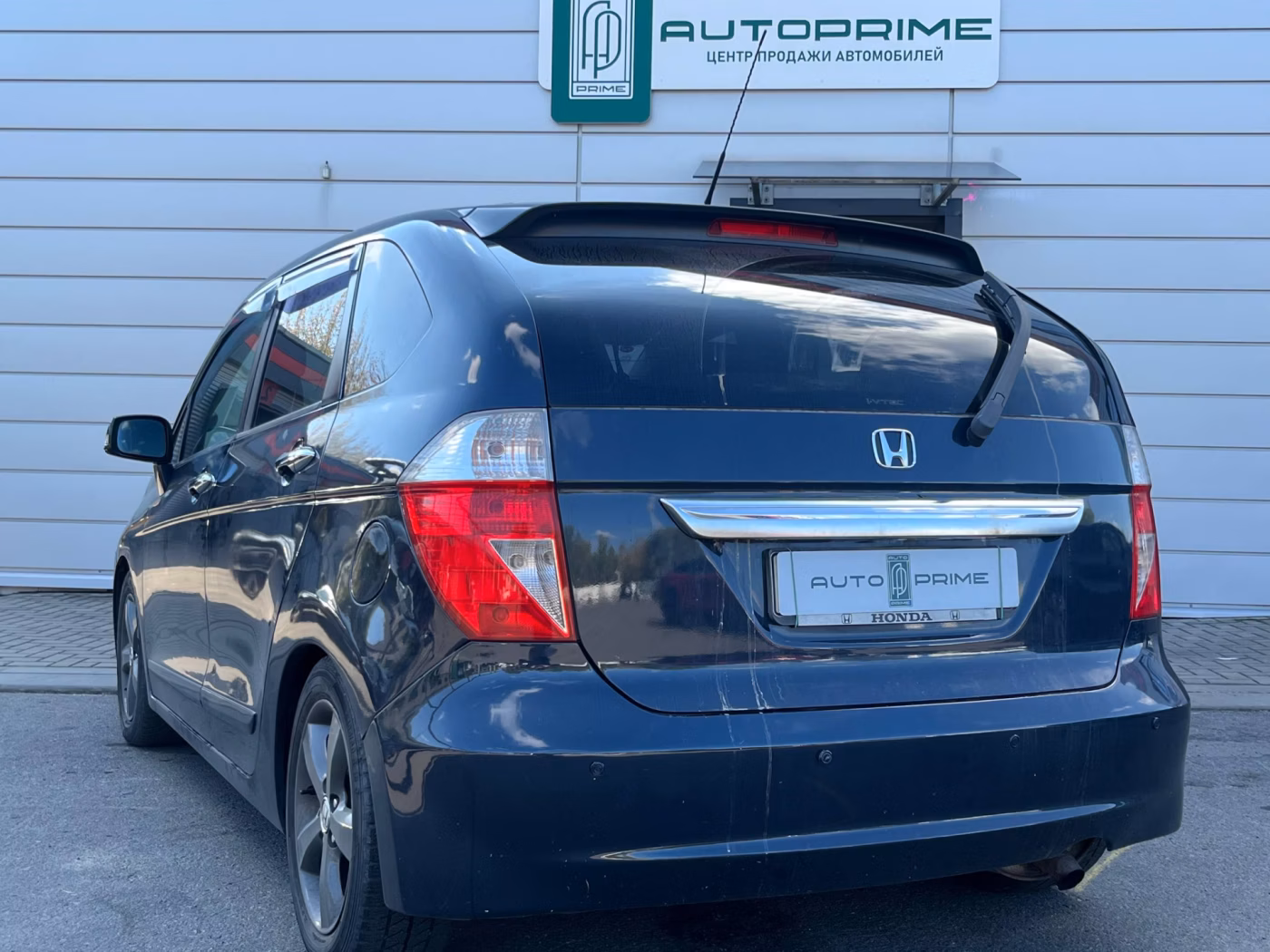 Honda FR-V фото 6
