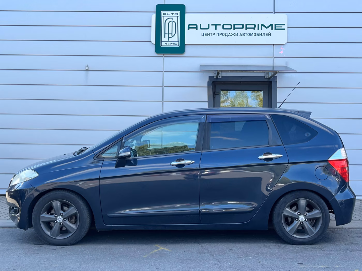 Honda FR-V фото 4
