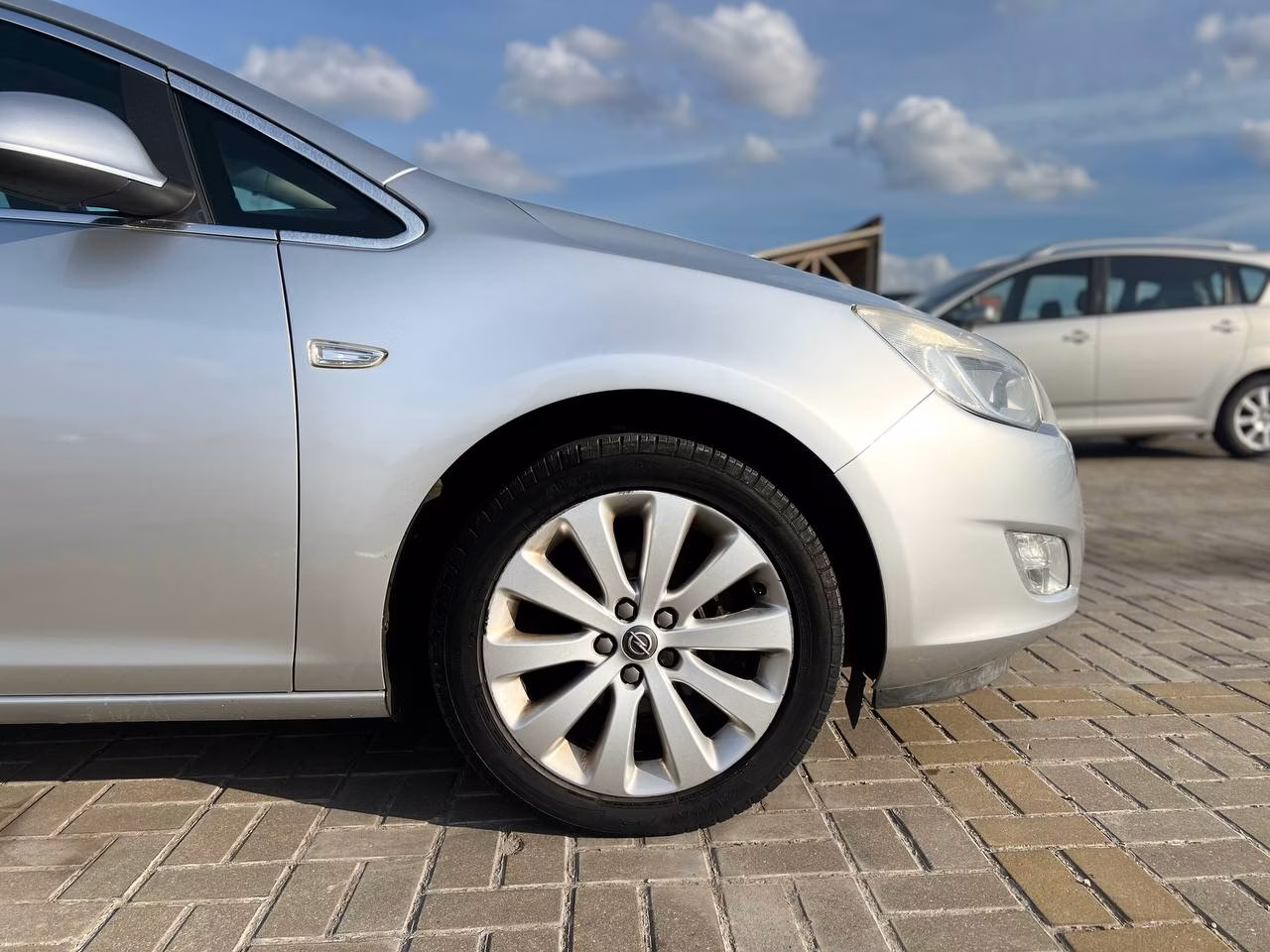 Opel Astra фото 5