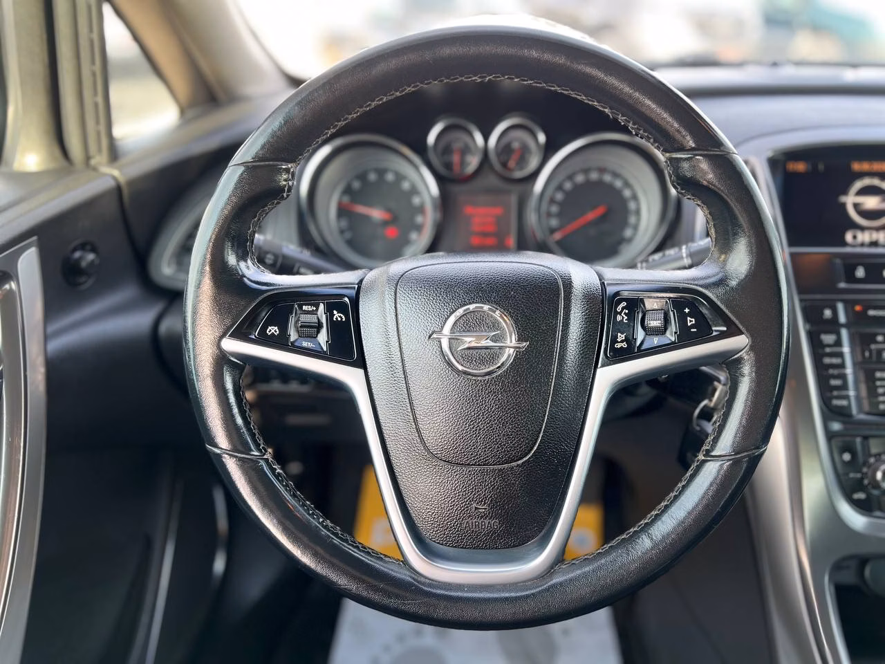 Opel Astra фото 19