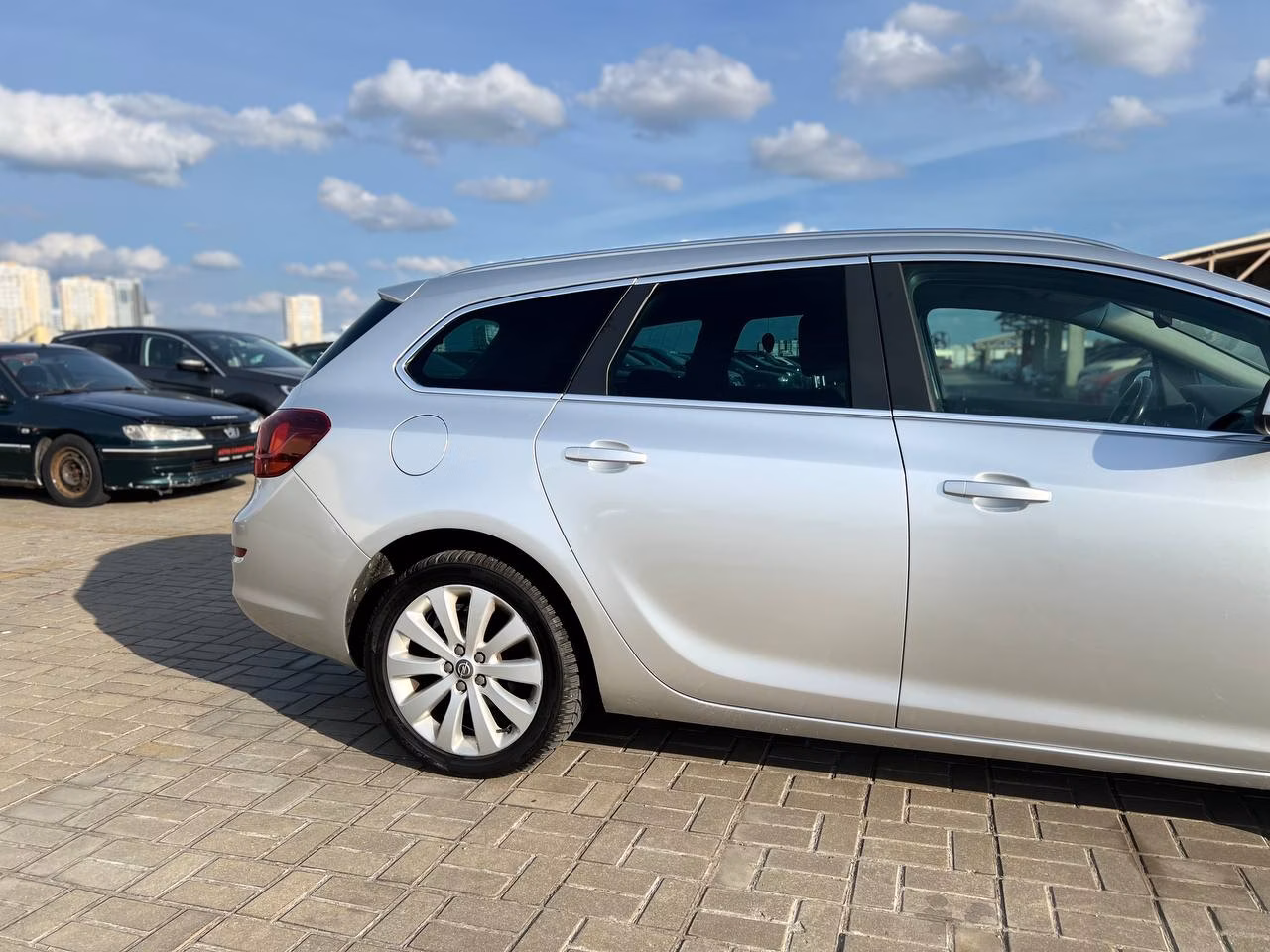Opel Astra фото 9