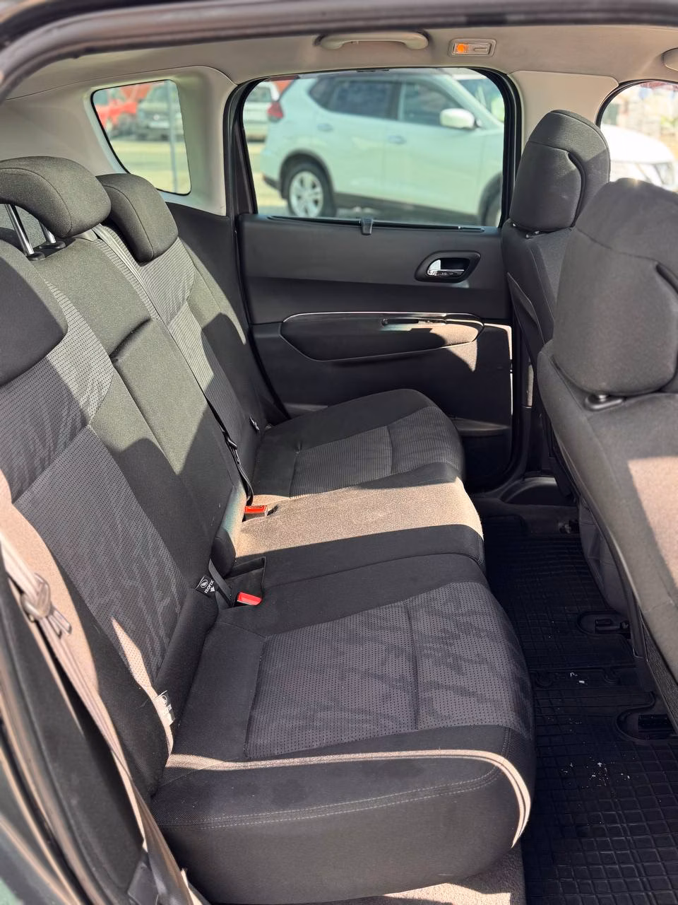 Peugeot 3008 фото 12