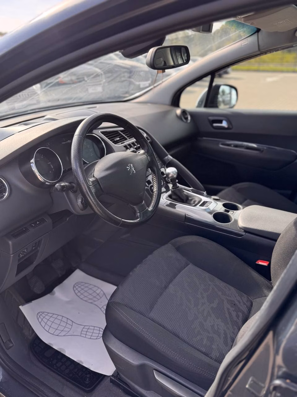 Peugeot 3008 фото 11