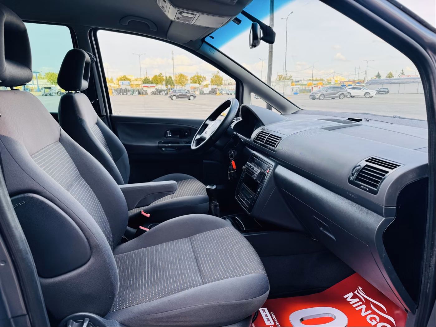 SEAT Alhambra фото 9