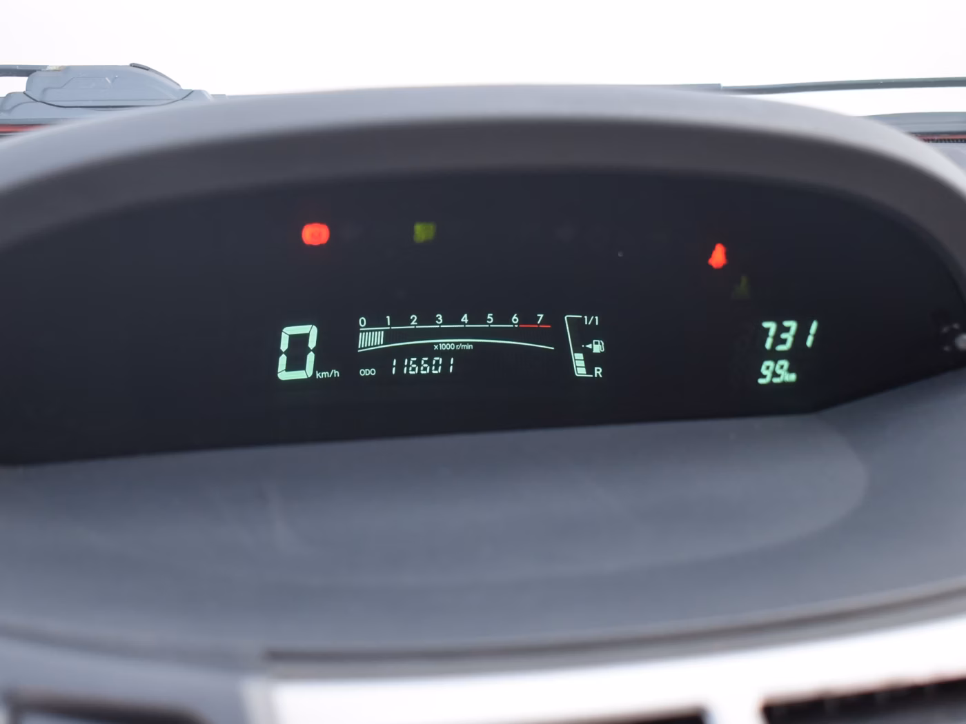 Toyota Yaris фото 15