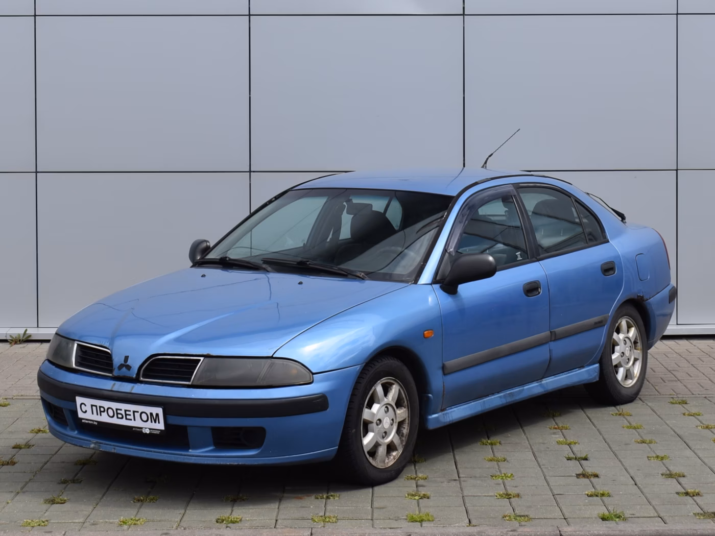 Mitsubishi Carisma