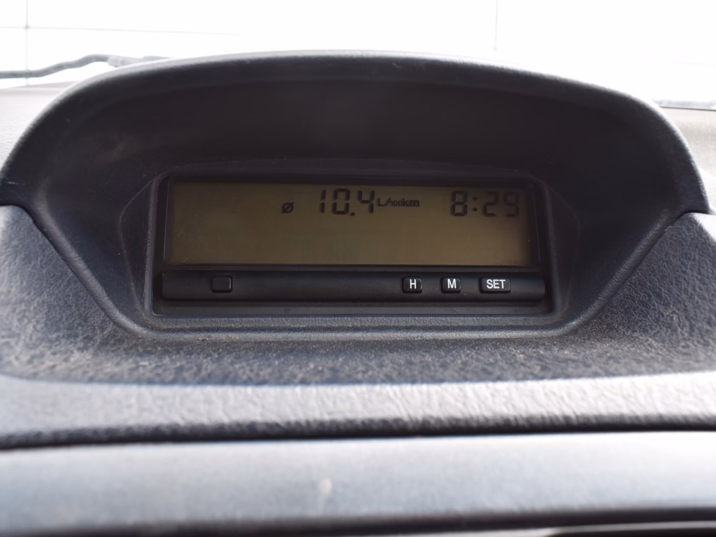 Mitsubishi Carisma фото 18