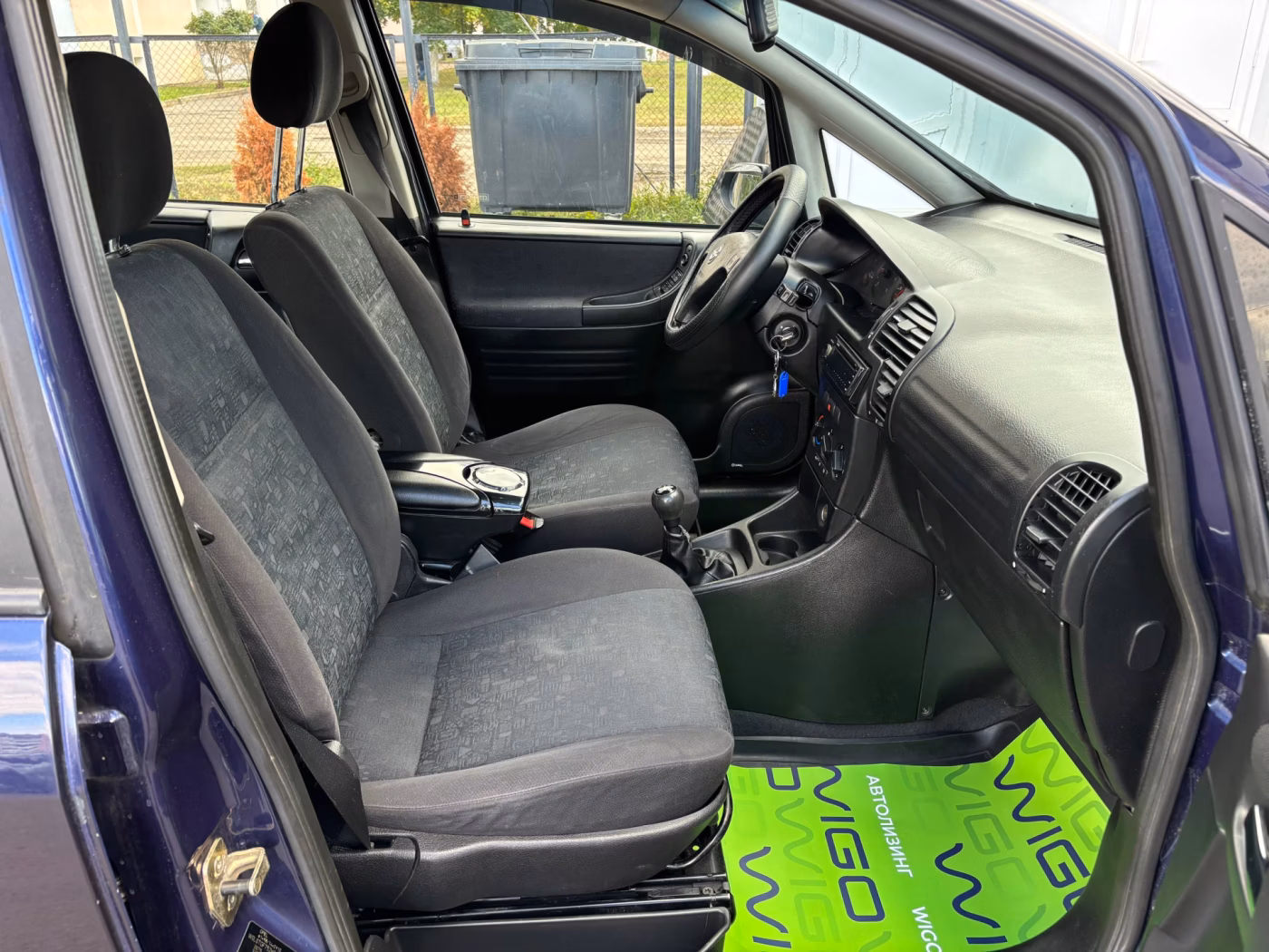 Opel Zafira фото 18
