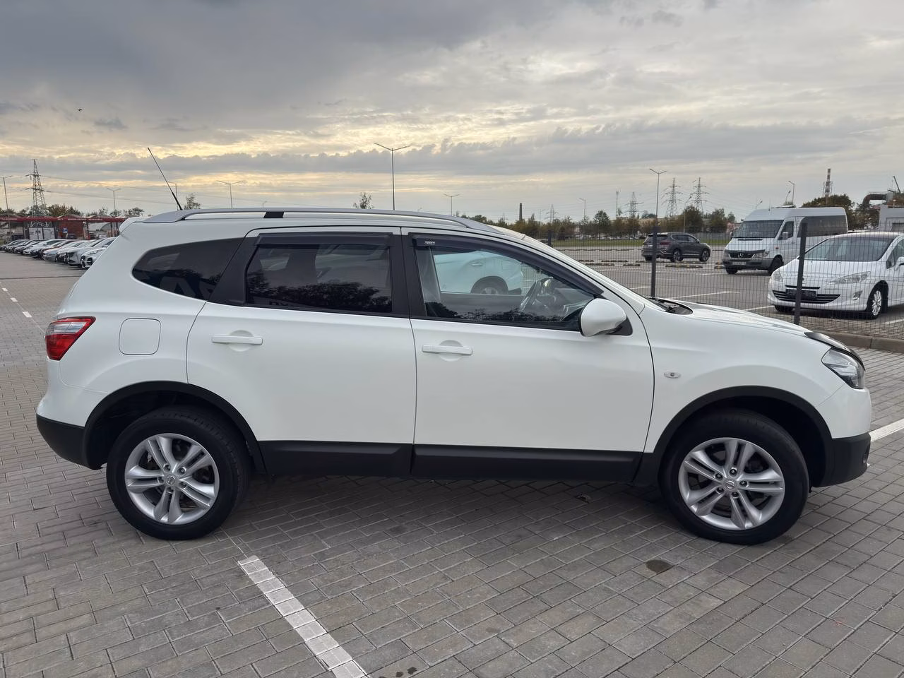 Nissan Qashqai+2 фото 4