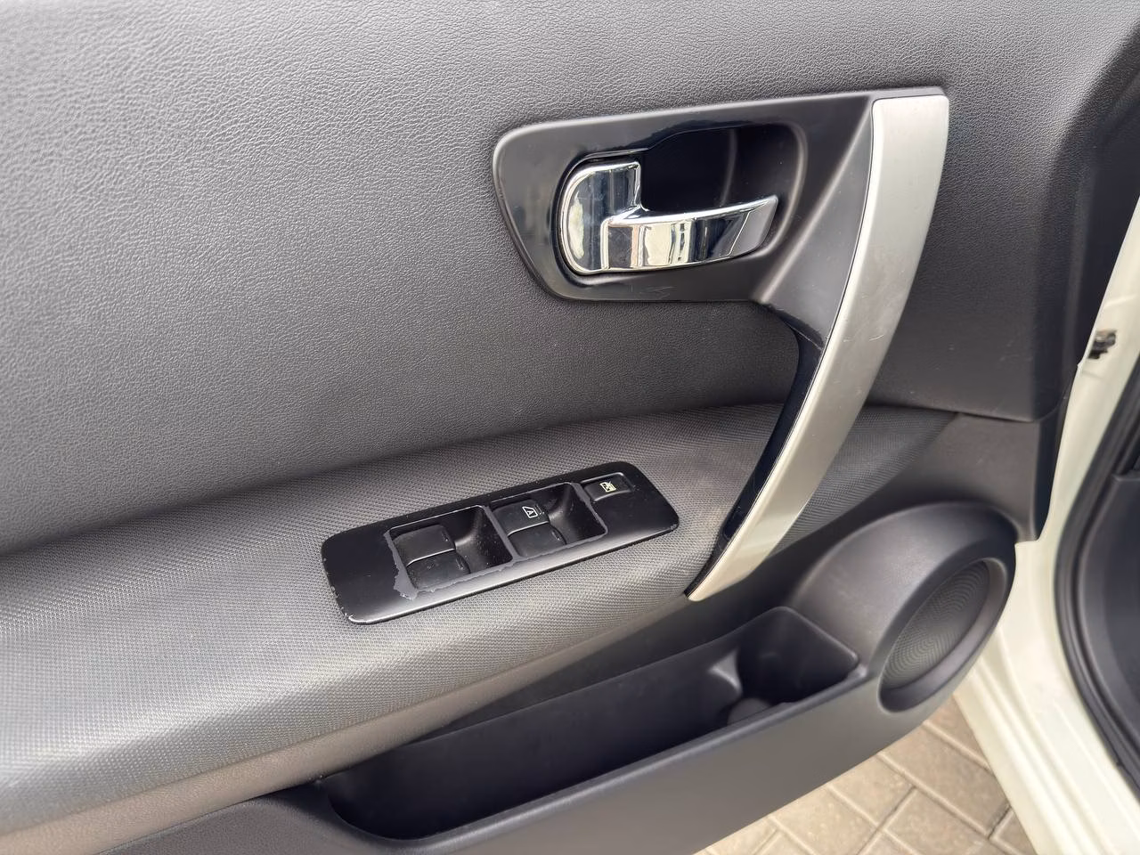 Nissan Qashqai+2 фото 10