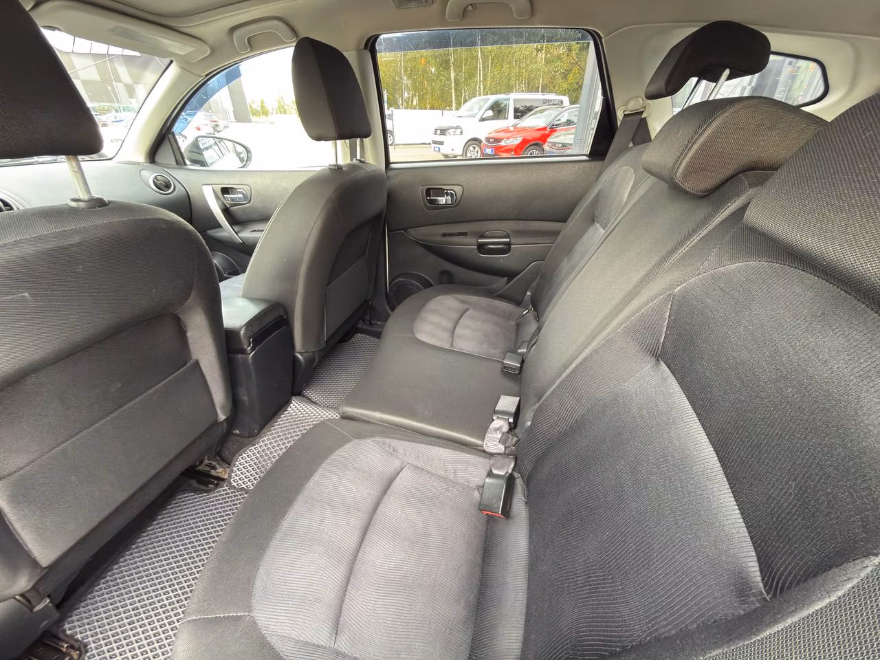 Nissan Qashqai+2 фото 16
