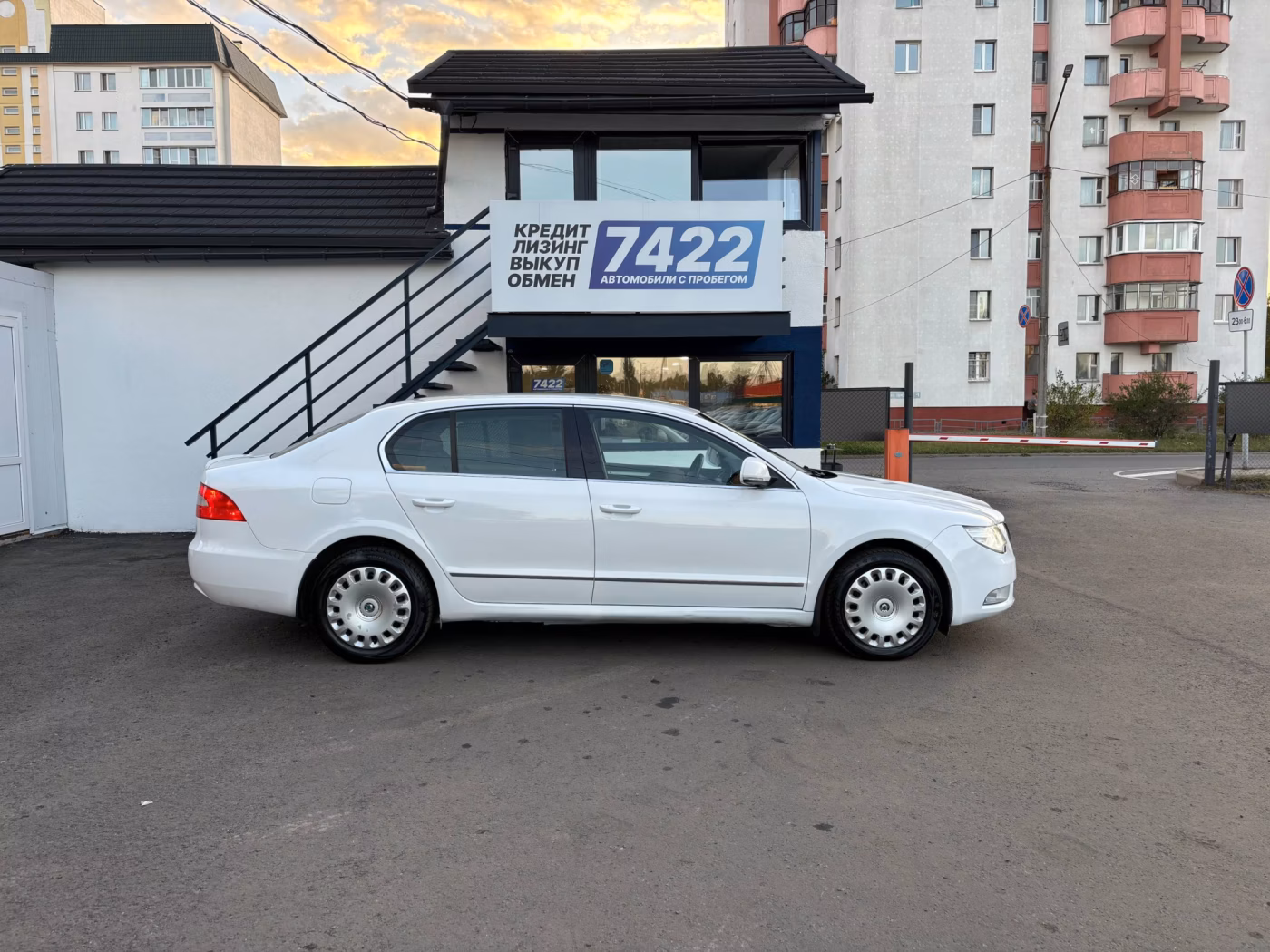 Skoda Superb фото 4