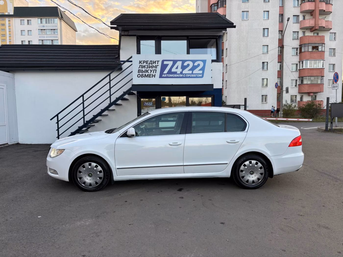Skoda Superb фото 8