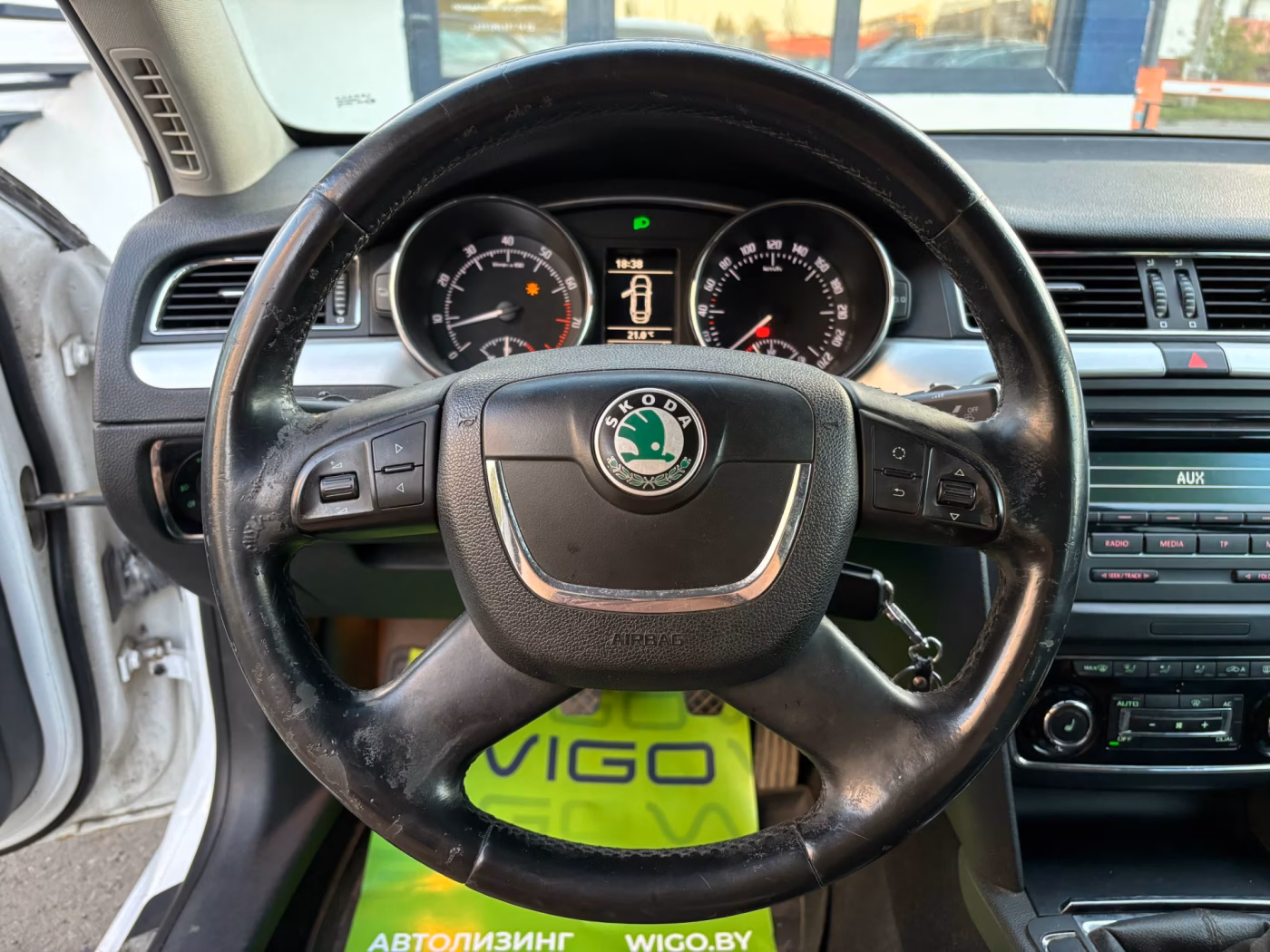 Skoda Superb фото 10