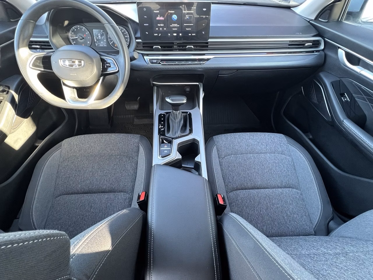 Geely Emgrand фото 19