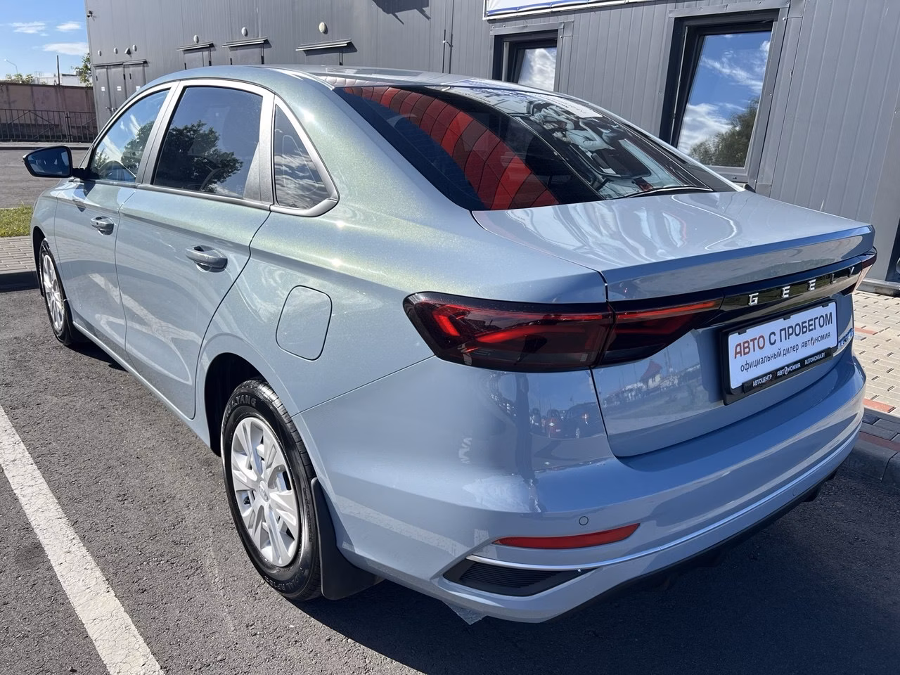 Geely Emgrand фото 4