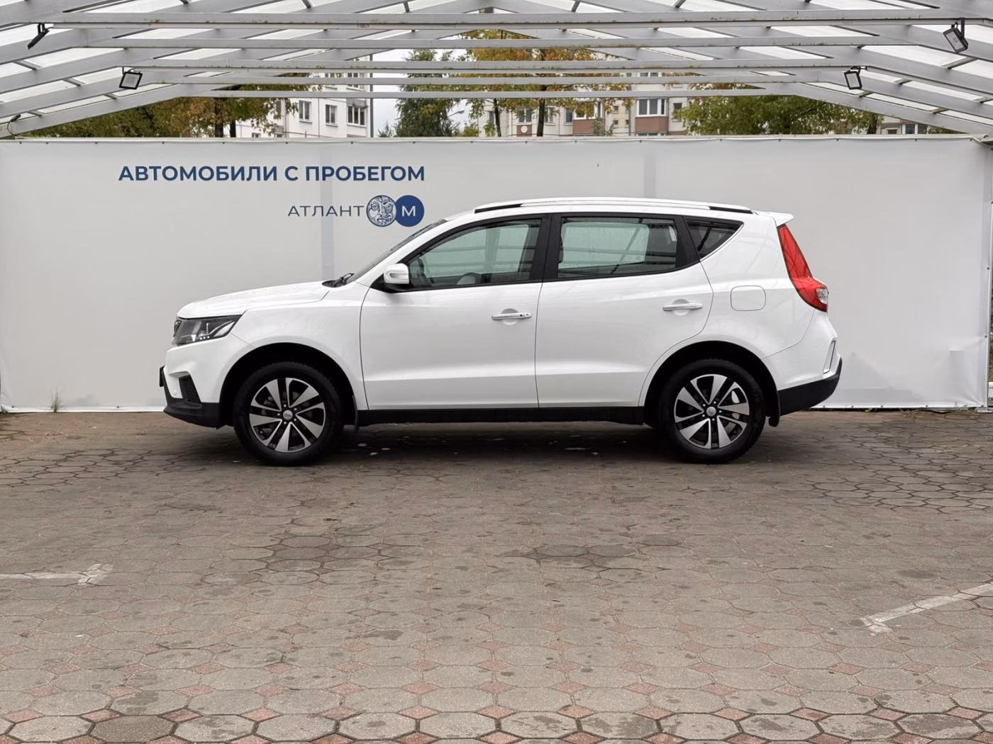 Geely Emgrand X7 фото 5