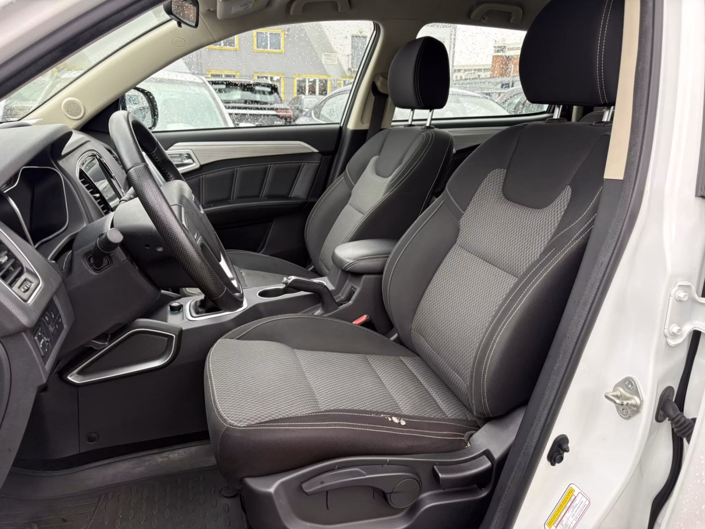 Geely Emgrand X7 фото 7