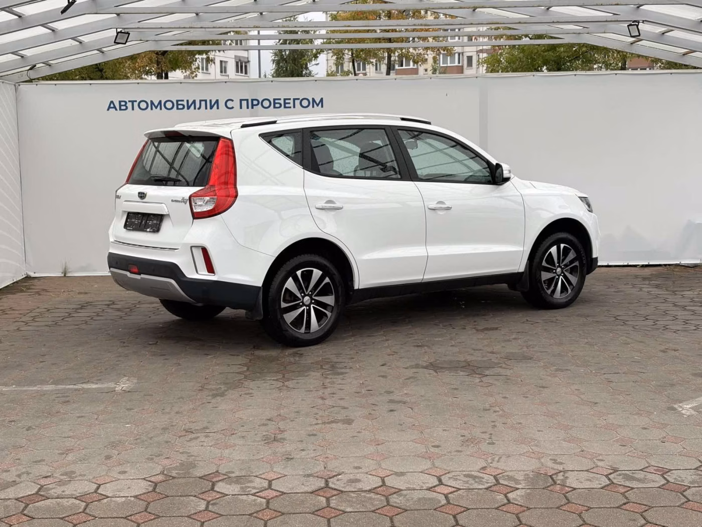 Geely Emgrand X7 фото 2