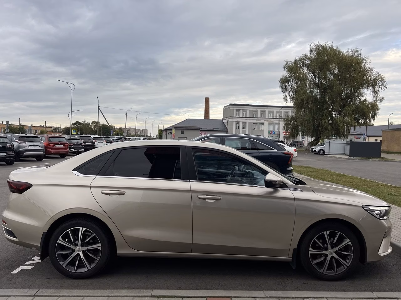 Geely Emgrand фото 7