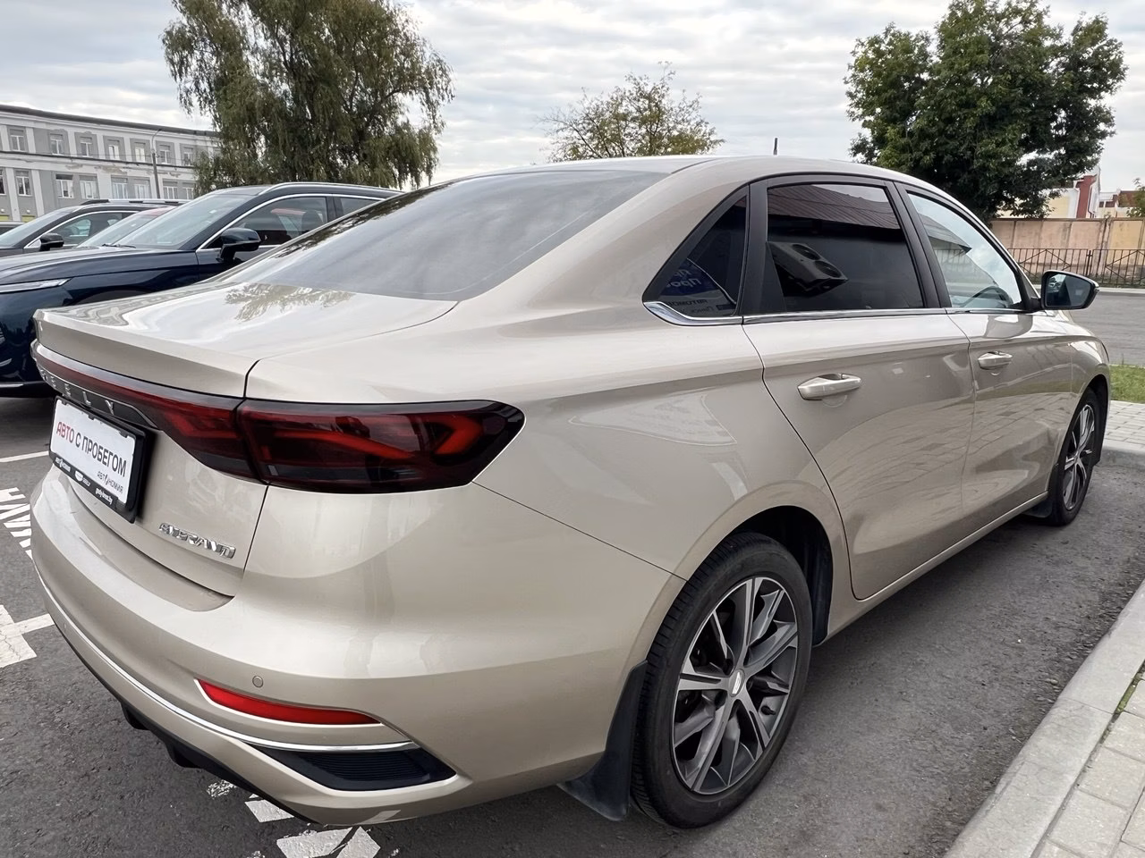 Geely Emgrand фото 6