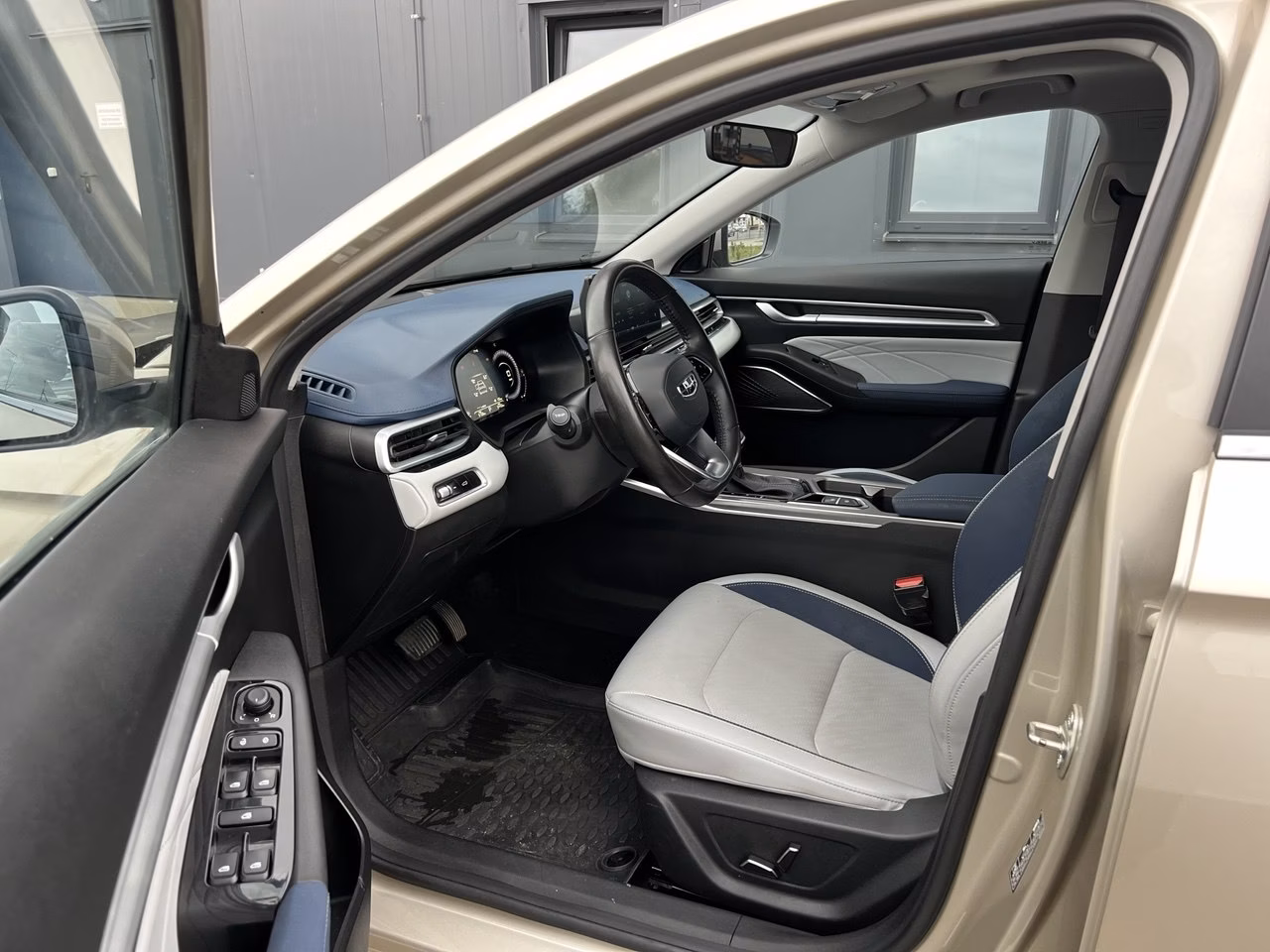 Geely Emgrand фото 10