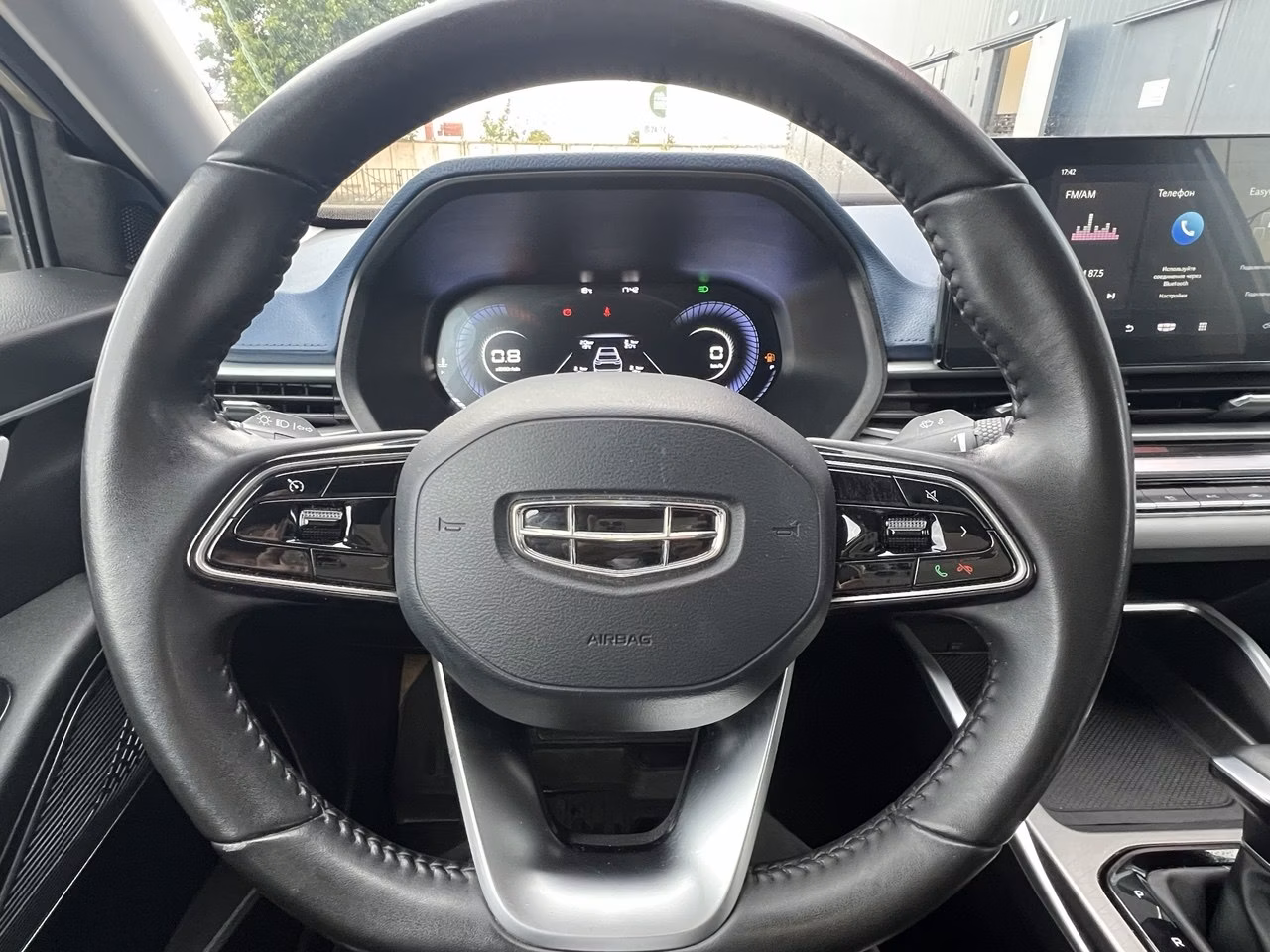 Geely Emgrand фото 11